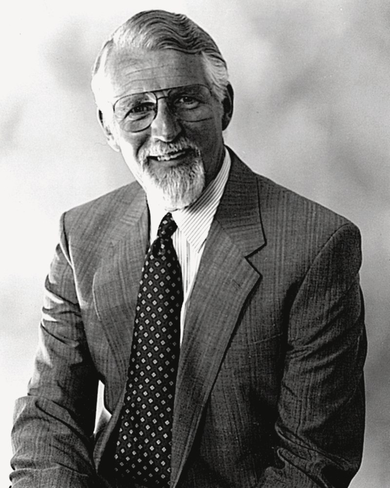 David Pawson, English evangelical Bible teacher